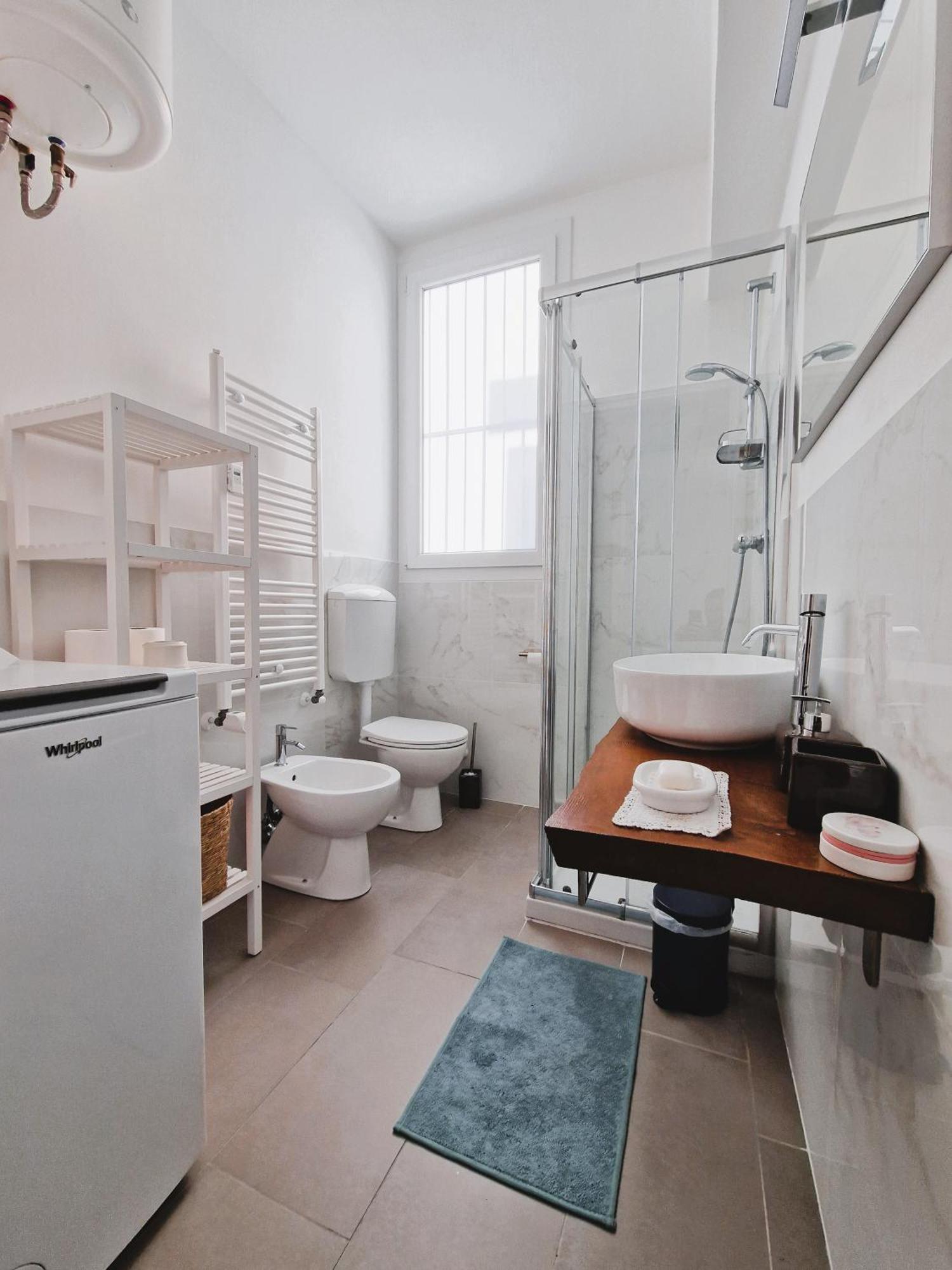 Monteroom-Apartments Bologna Eksteriør bilde